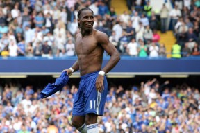 开元娱乐网站 -全运会半决赛对决在即！上海海港演练定位球，尤文图斯密集防守应对